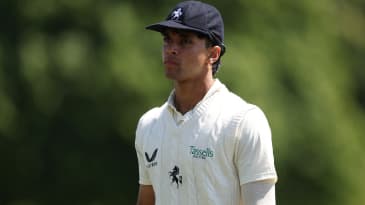 Ekansh Singh fires Kent push after Compton, Muyeye fifties